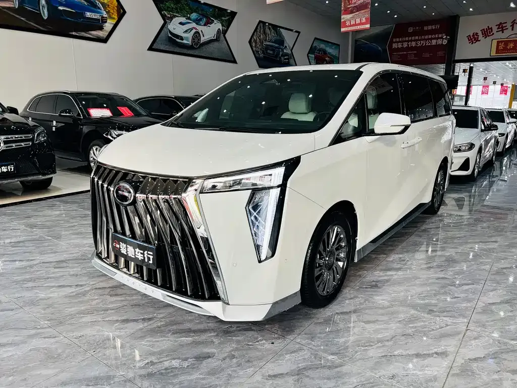 GAC Motor Trumpchi M8 — фото 1