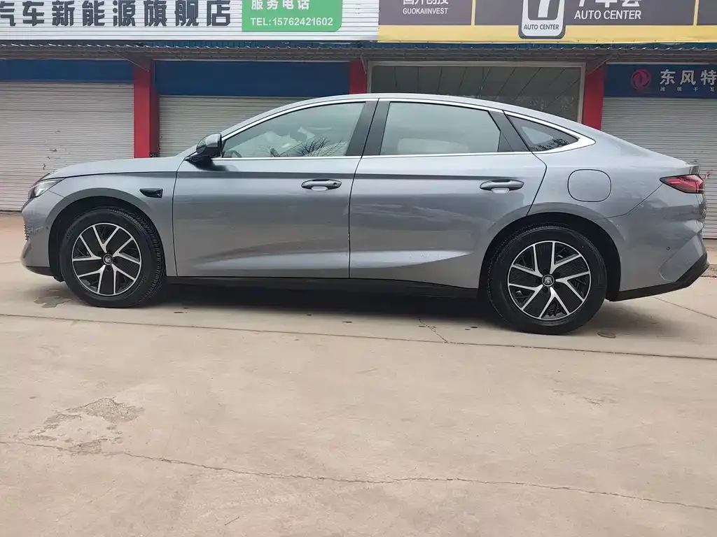 BYD Qin L — фото 9