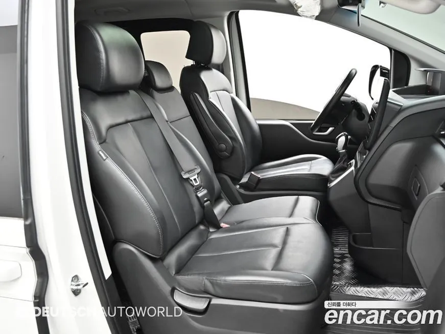 Hyundai Staria — фото 2