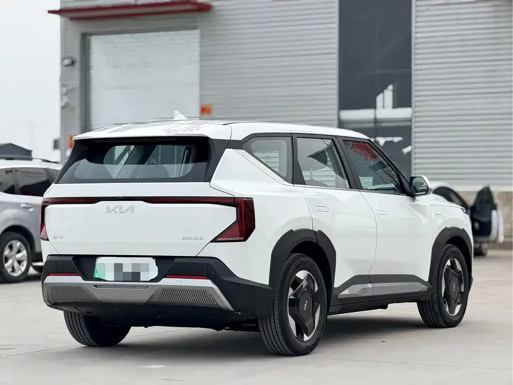 Kia EV5 2025 из CN, фото 4