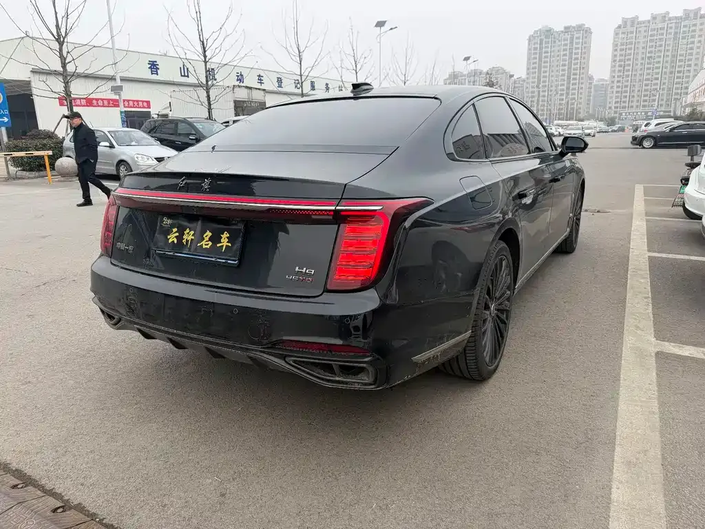 Hongqi H9 — фото 4
