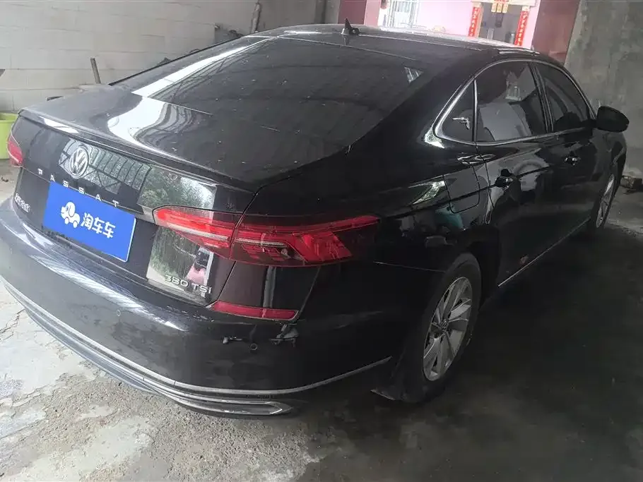 Volkswagen Passat — фото 10