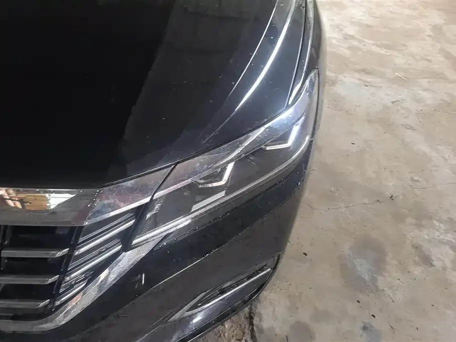 Volkswagen Passat — фото 8