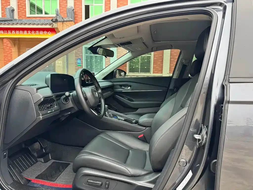 Honda Accord — фото 3
