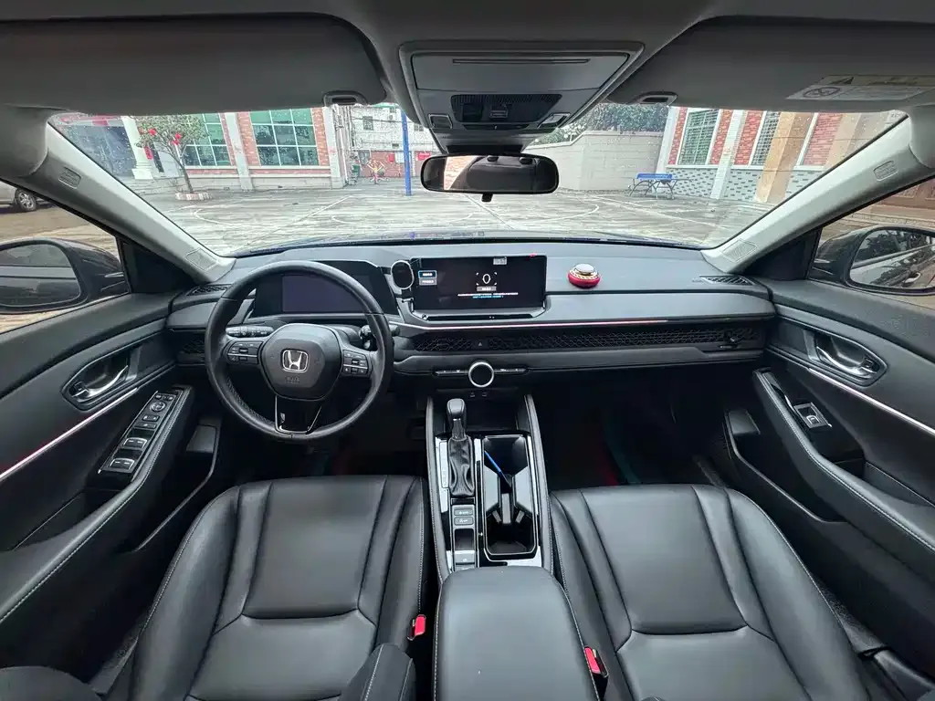 Honda Accord — фото 2