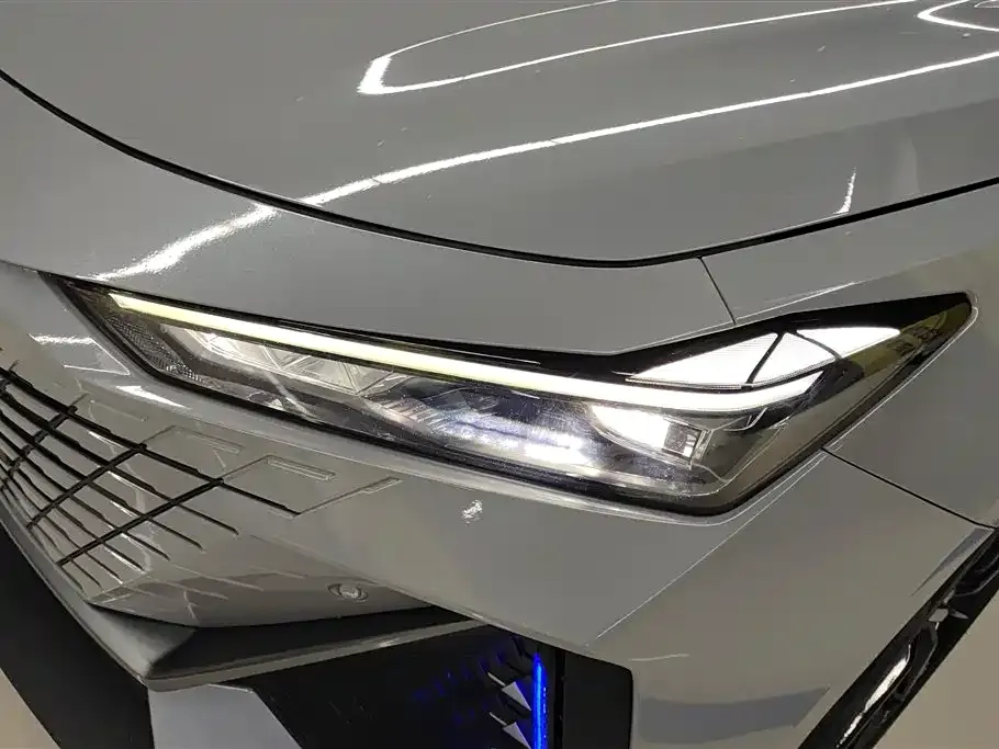 Changan UNI-V 2023 из CN, фото 7