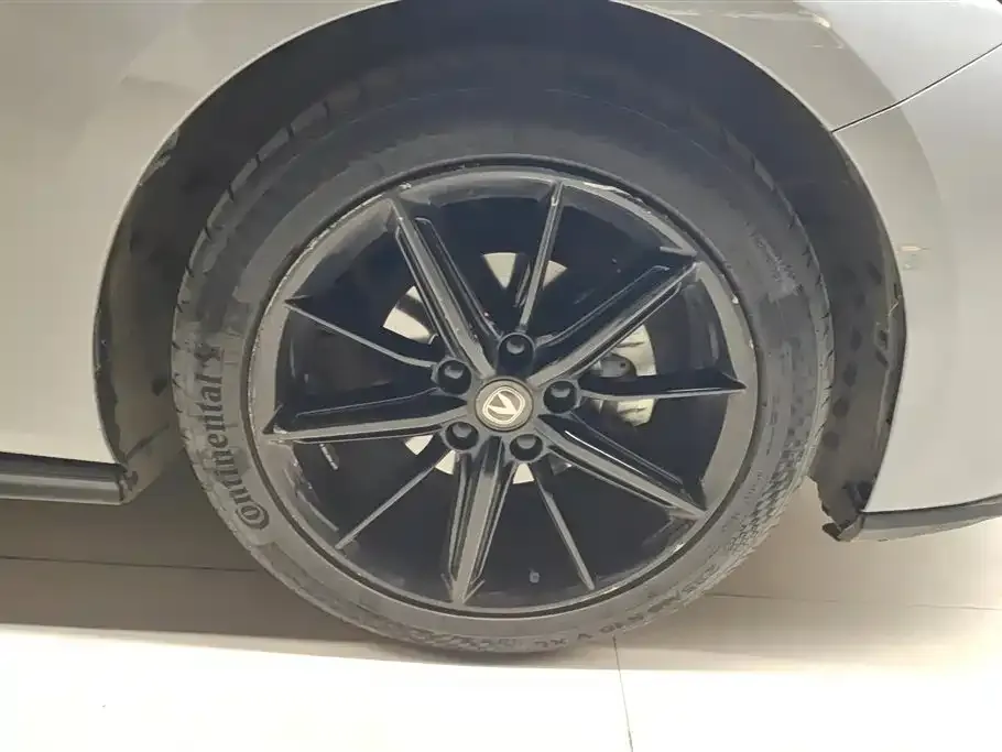 Changan UNI-V 2023 из CN, фото 4