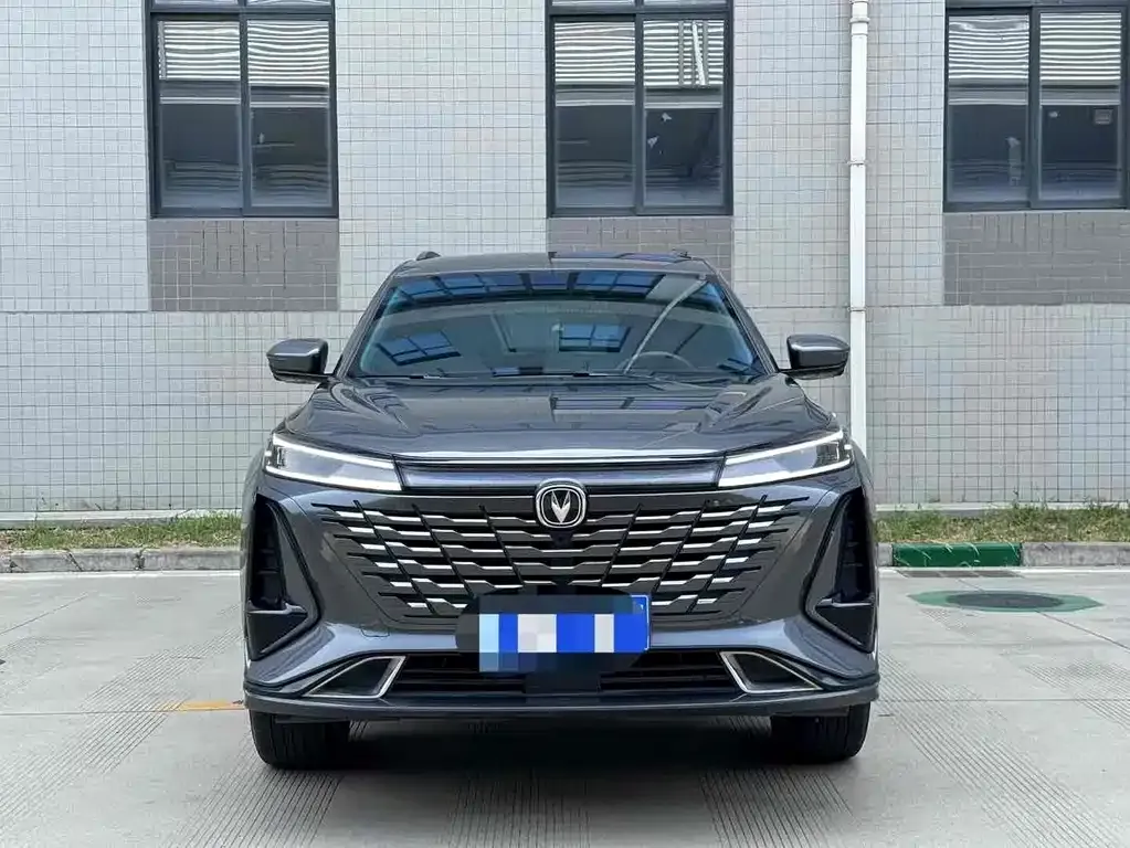 Changan CS75PLUS — фото 2