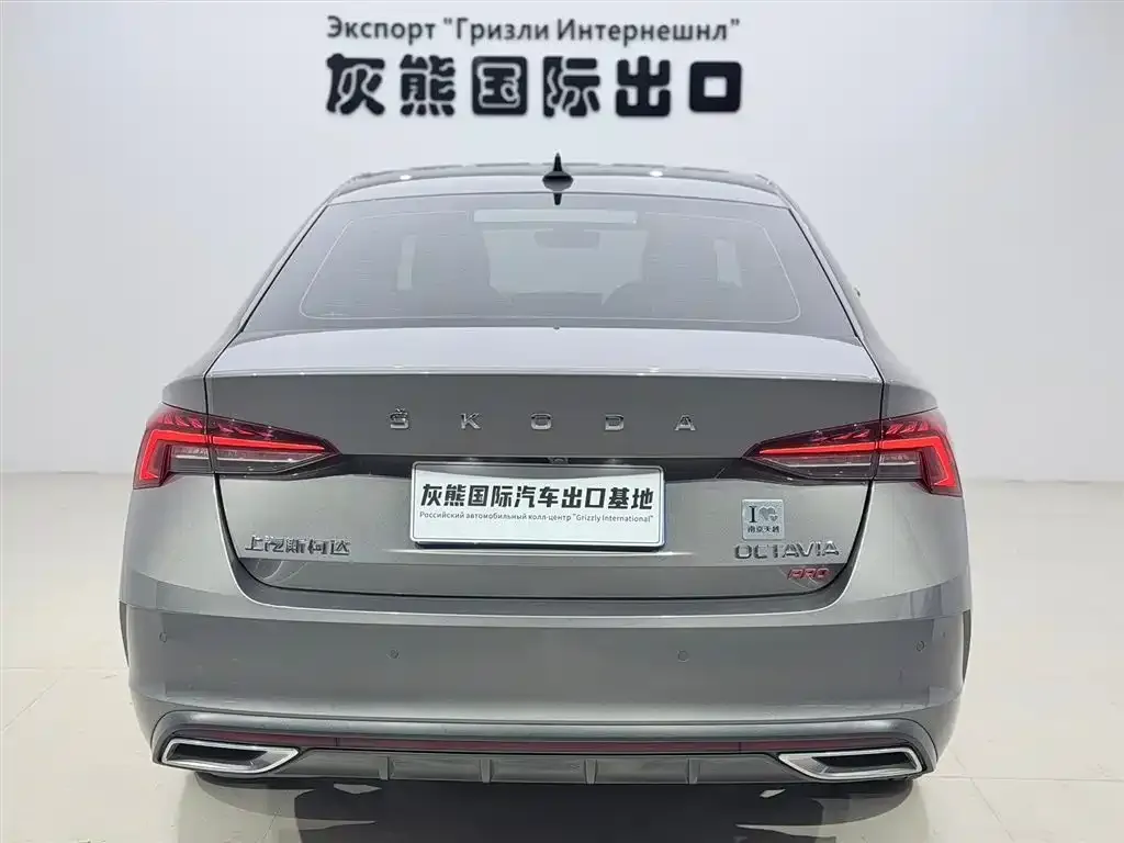 Skoda Octavia — фото 2