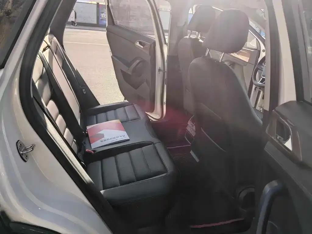 Volkswagen Tharu 2021 из CN, фото 4