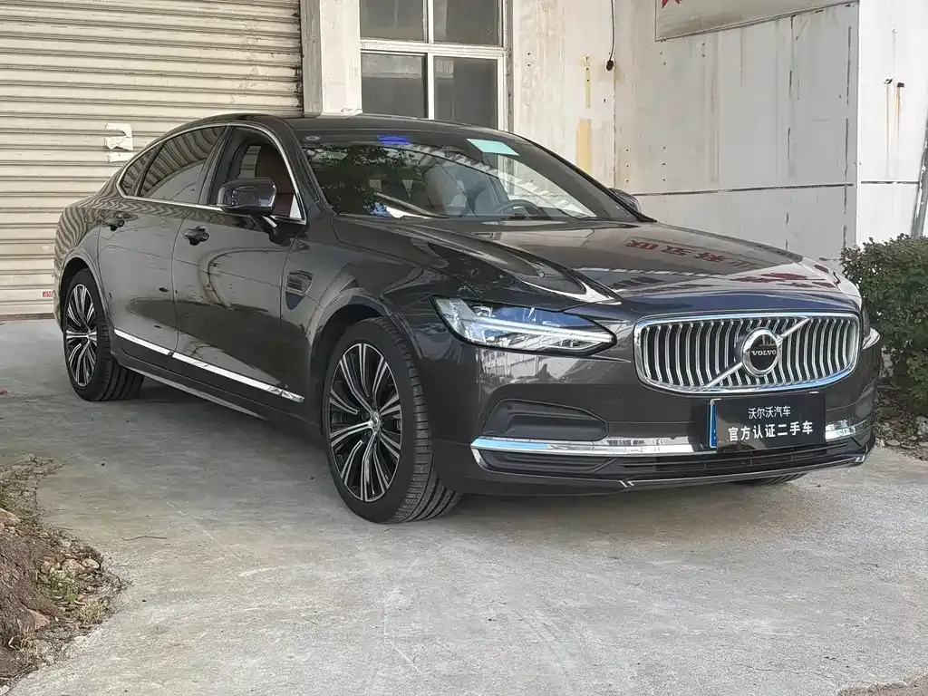 Volvo S90 — фото 8