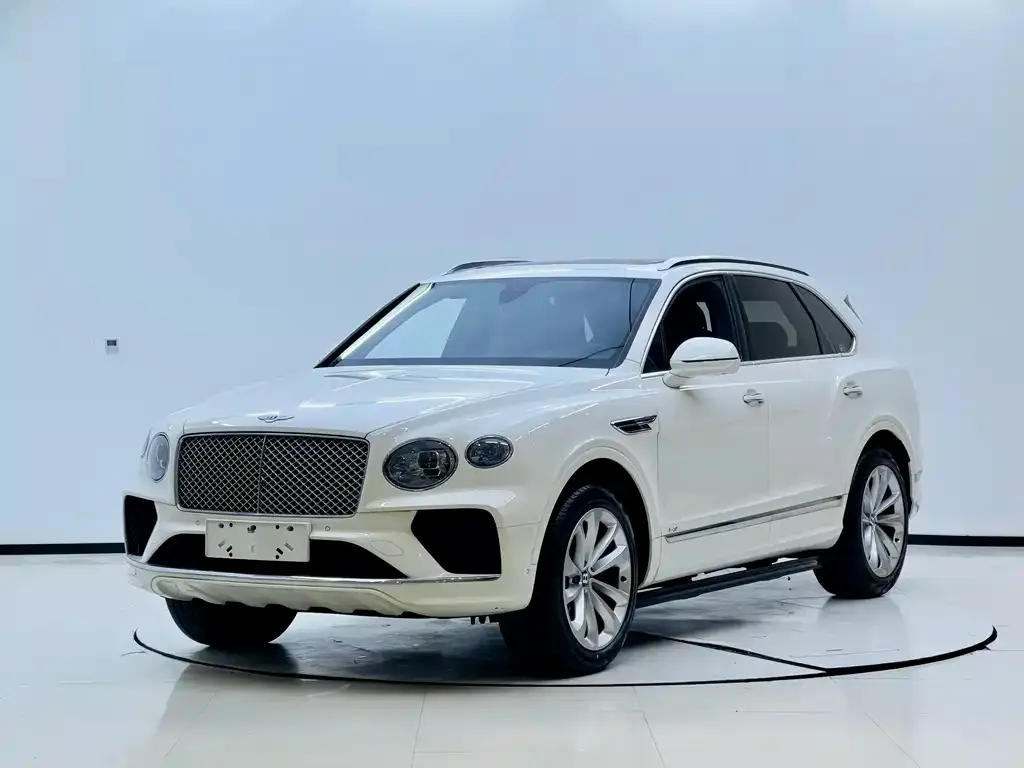 Bentley Bentayga — фото 1