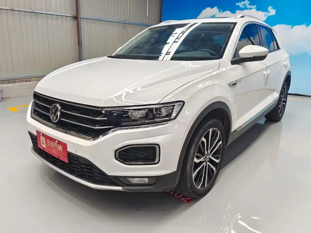 Volkswagen T-Roc 2023 из CN, фото 1