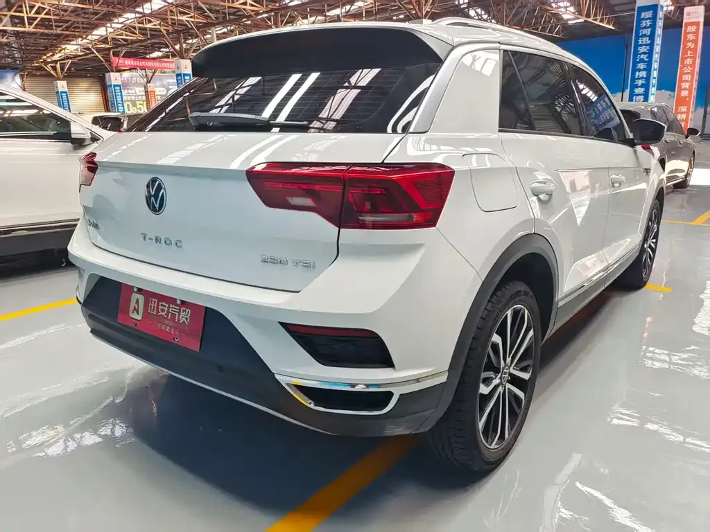 Volkswagen T-Roc 2023 из CN, фото 4