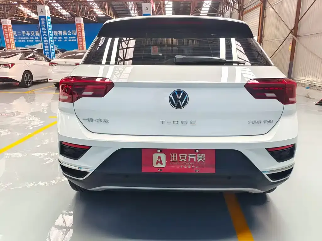 Volkswagen T-Roc 2023 из CN, фото 10