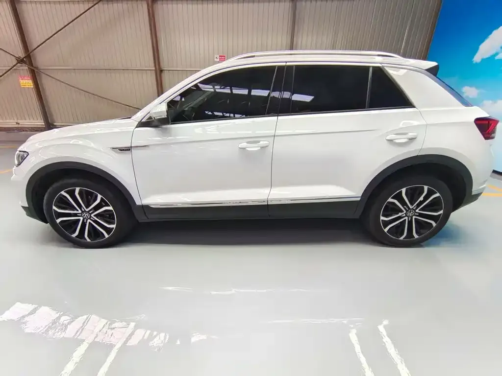 Volkswagen T-Roc 2023 из CN, фото 5