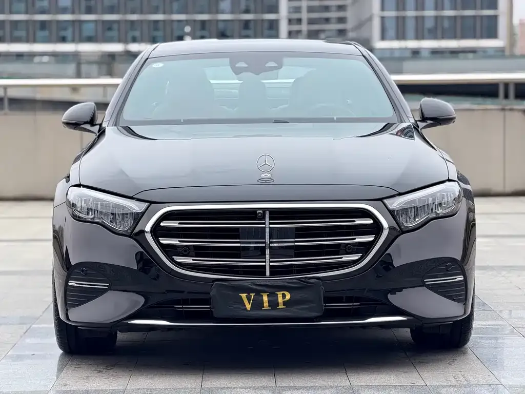 Mercedes-Benz E-Class 2025 из CN, фото 5