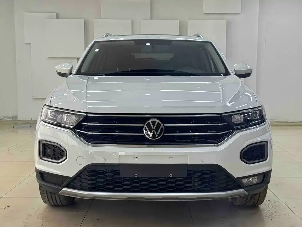Volkswagen T-Roc — фото 3