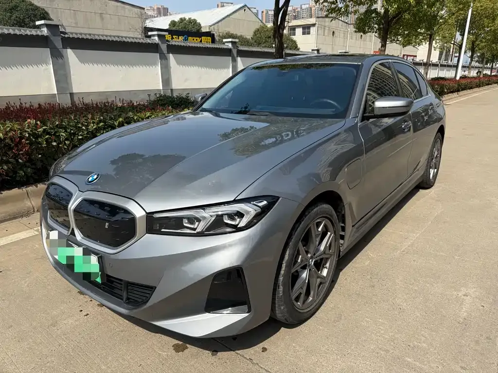 BMW i3 — фото 1