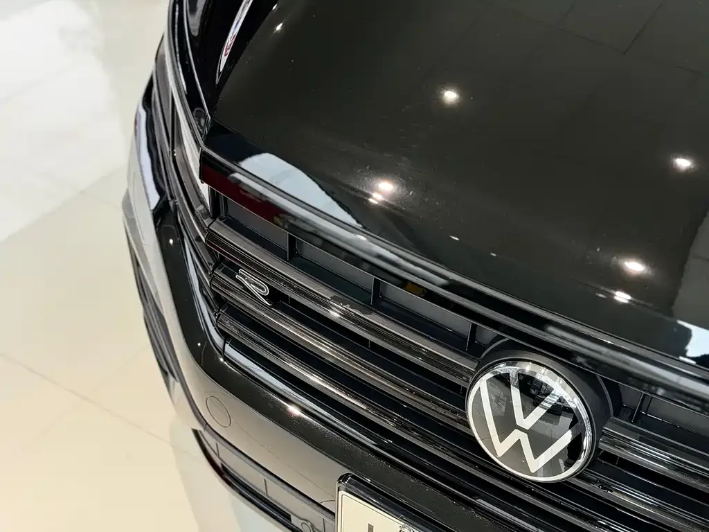 Volkswagen Touareg 2023 из CN, фото 4