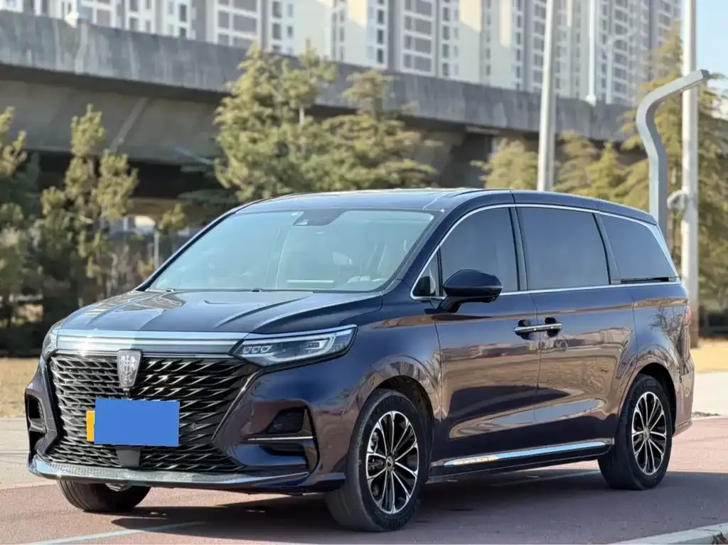 Roewe iMAX8 — фото 1