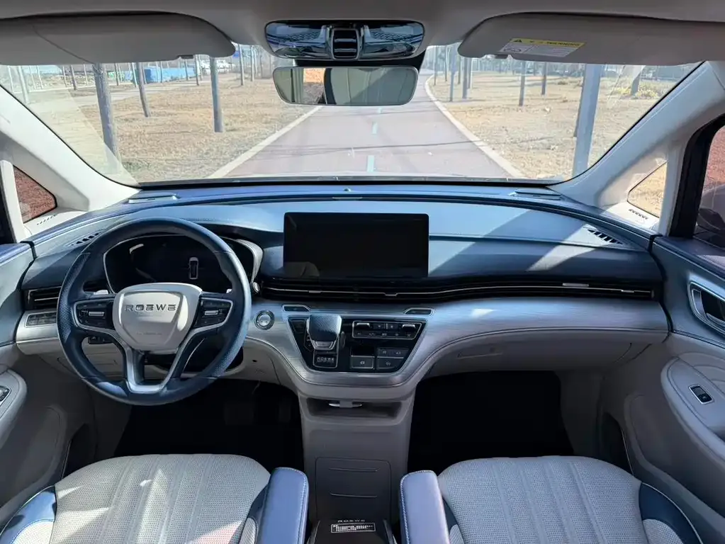 Roewe iMAX8 — фото 6