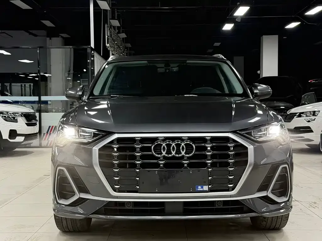 Audi Q3 — фото 6