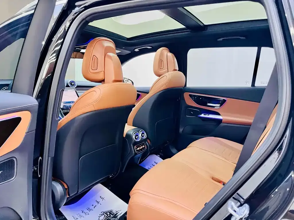 Mercedes-Benz GLC 2023 из CN, фото 8