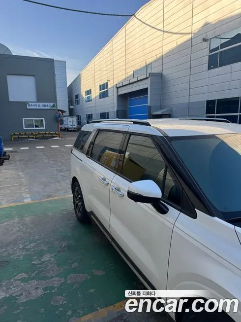 Kia Carnival — фото 2