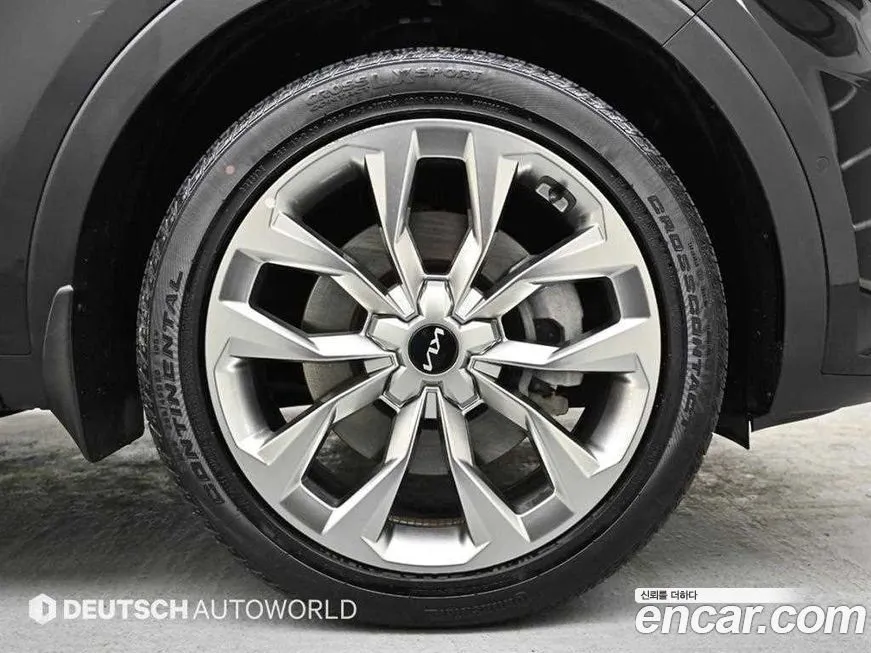 Kia Sorento — фото 10