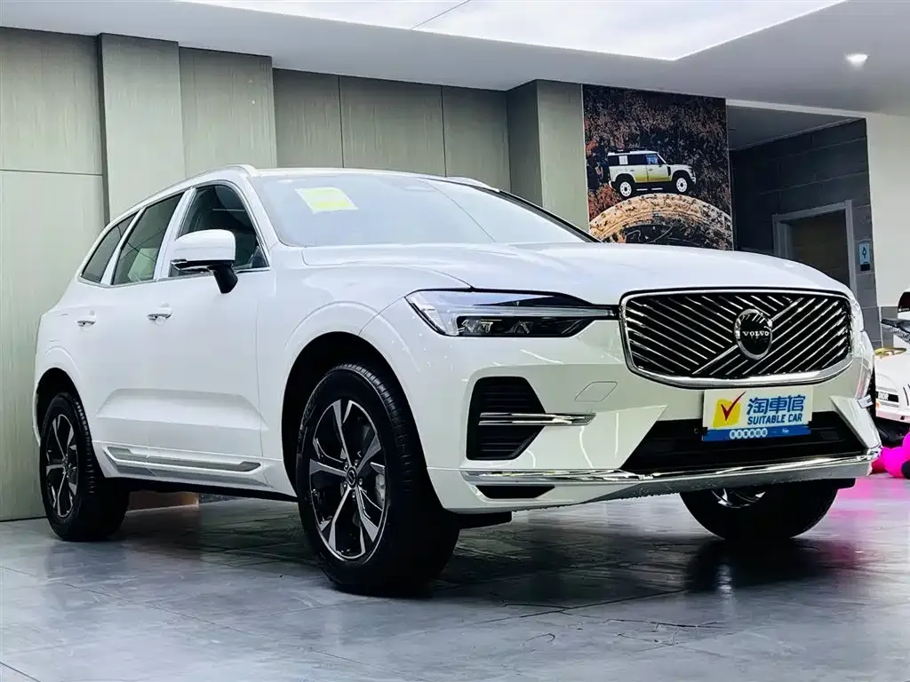 Volvo XC60 — фото 3