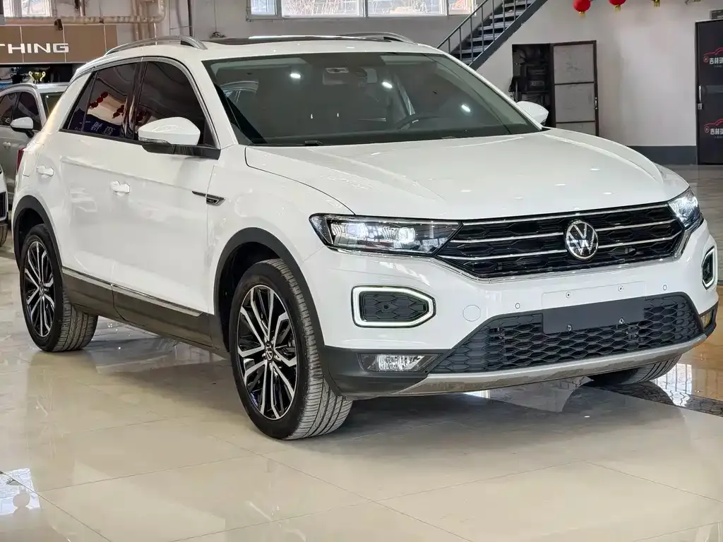 Volkswagen T-Roc — фото 3