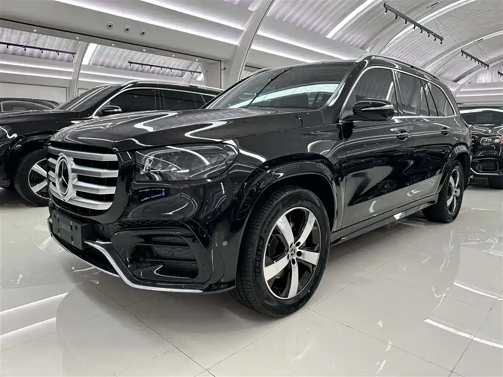Mercedes-Benz GLS — фото 1