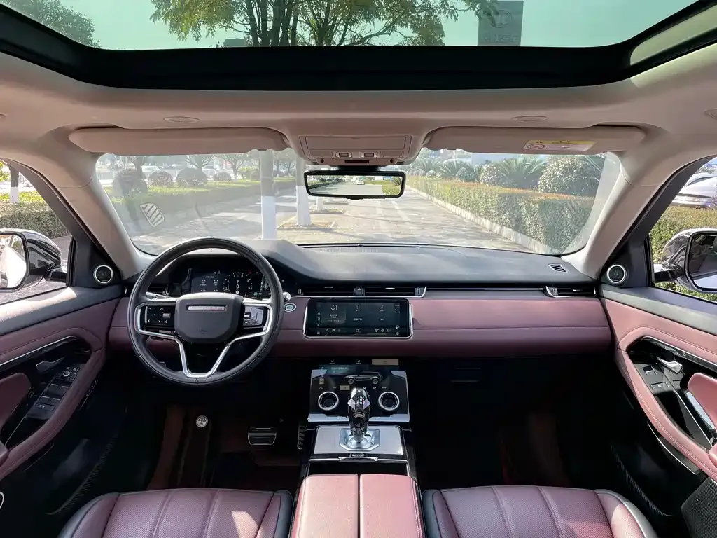 Land Rover Evoque 2023 из CN, фото 5