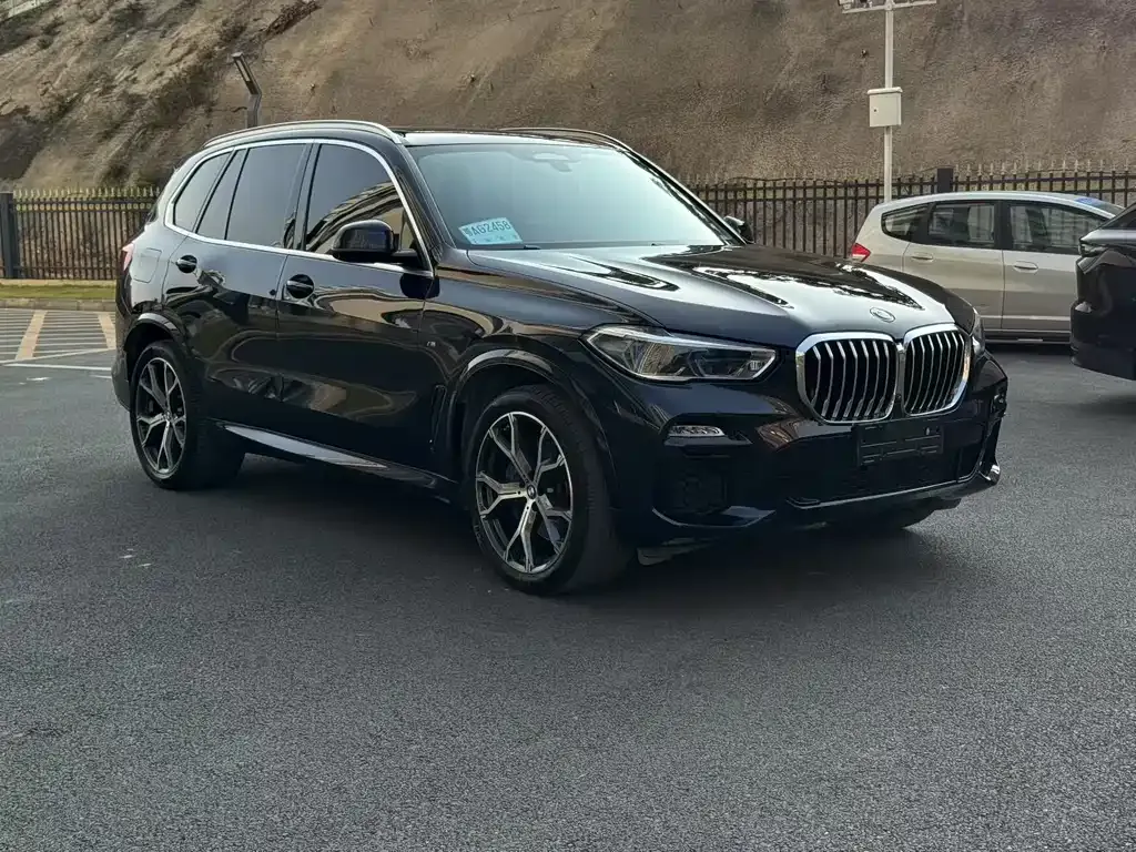 BMW X5 (Import)
