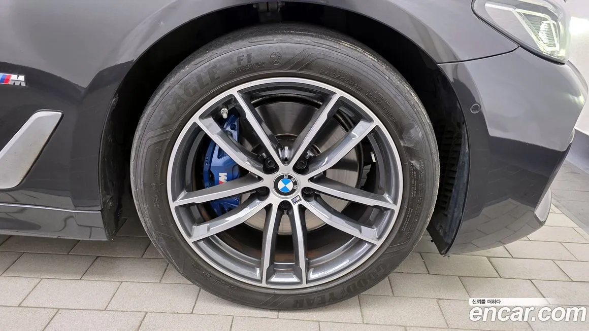 BMW 5-Series 2021 из KR, фото 9