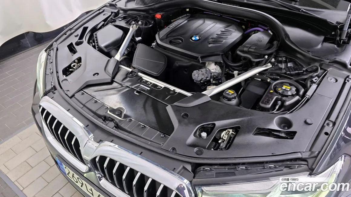 BMW 5-Series 2021 из KR, фото 8