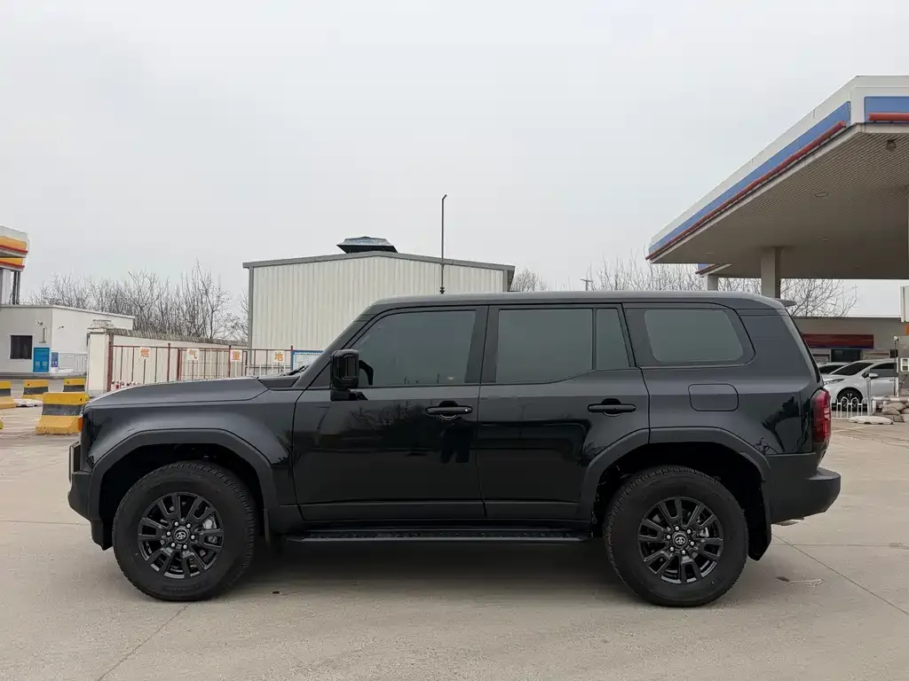 Toyota Prado 2025 из CN, фото 7