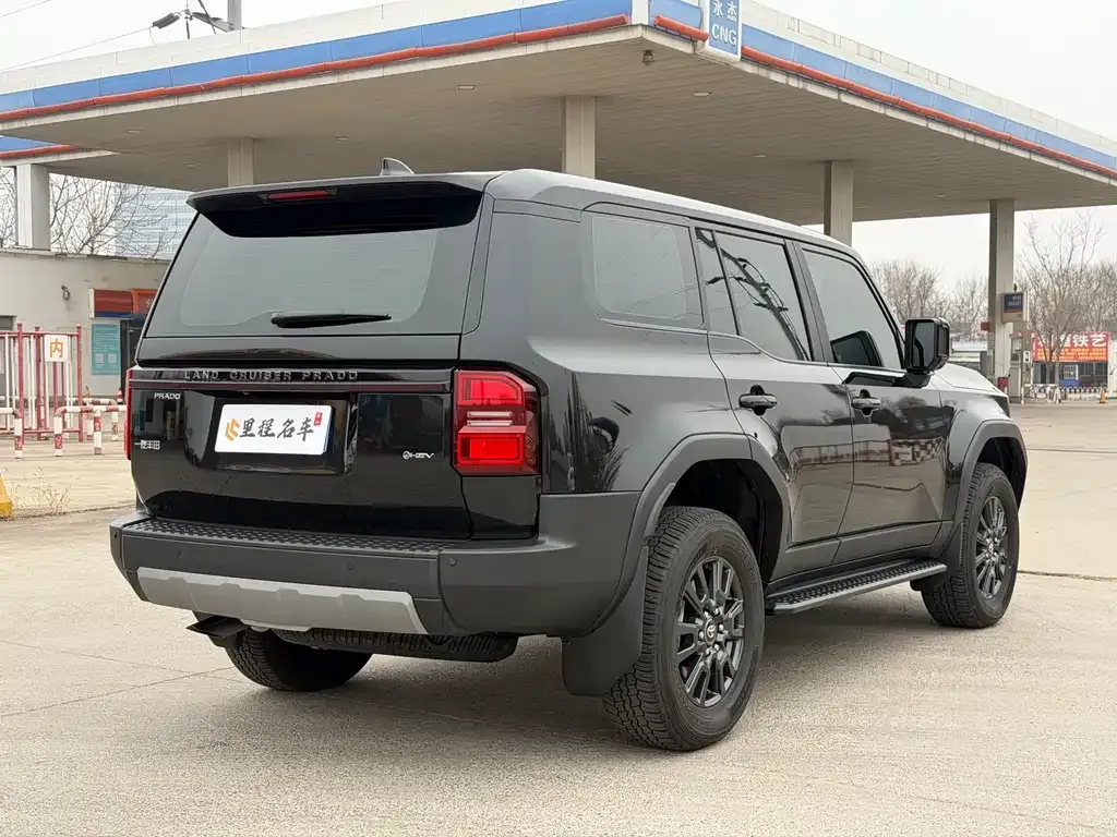 Toyota Prado 2025 из CN, фото 4