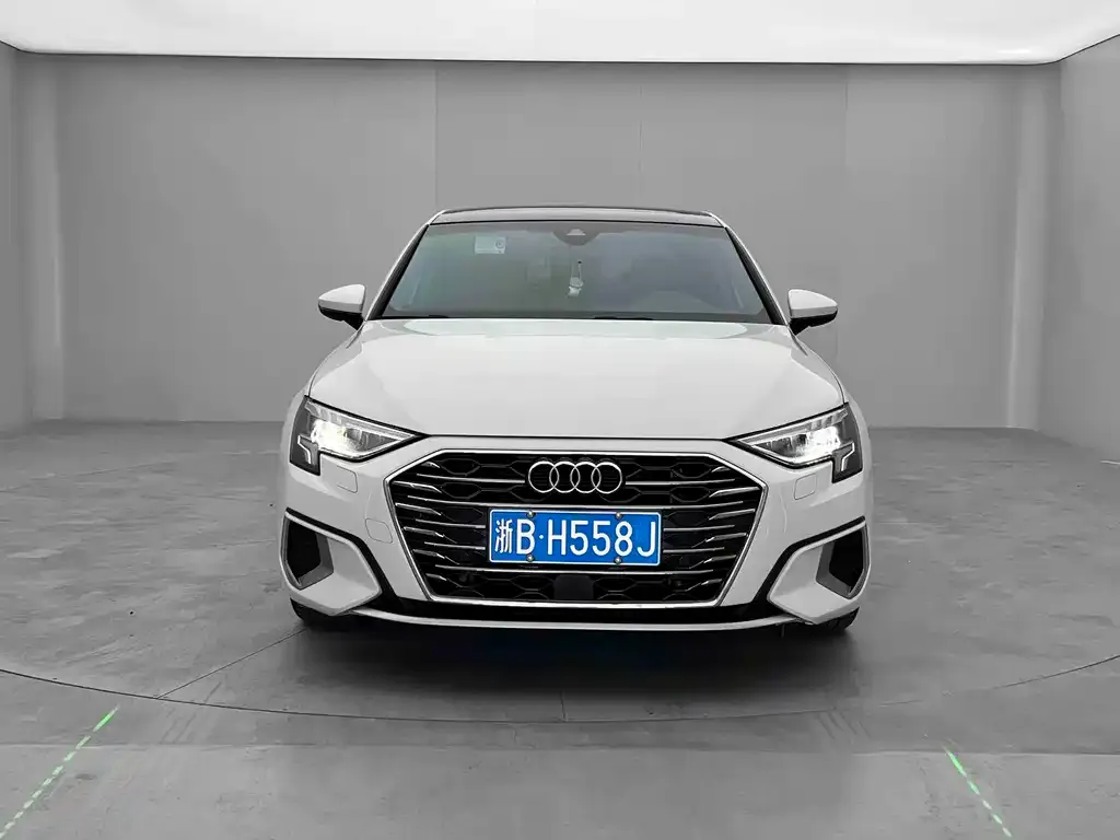 Audi A3 2022 из CN, фото 4