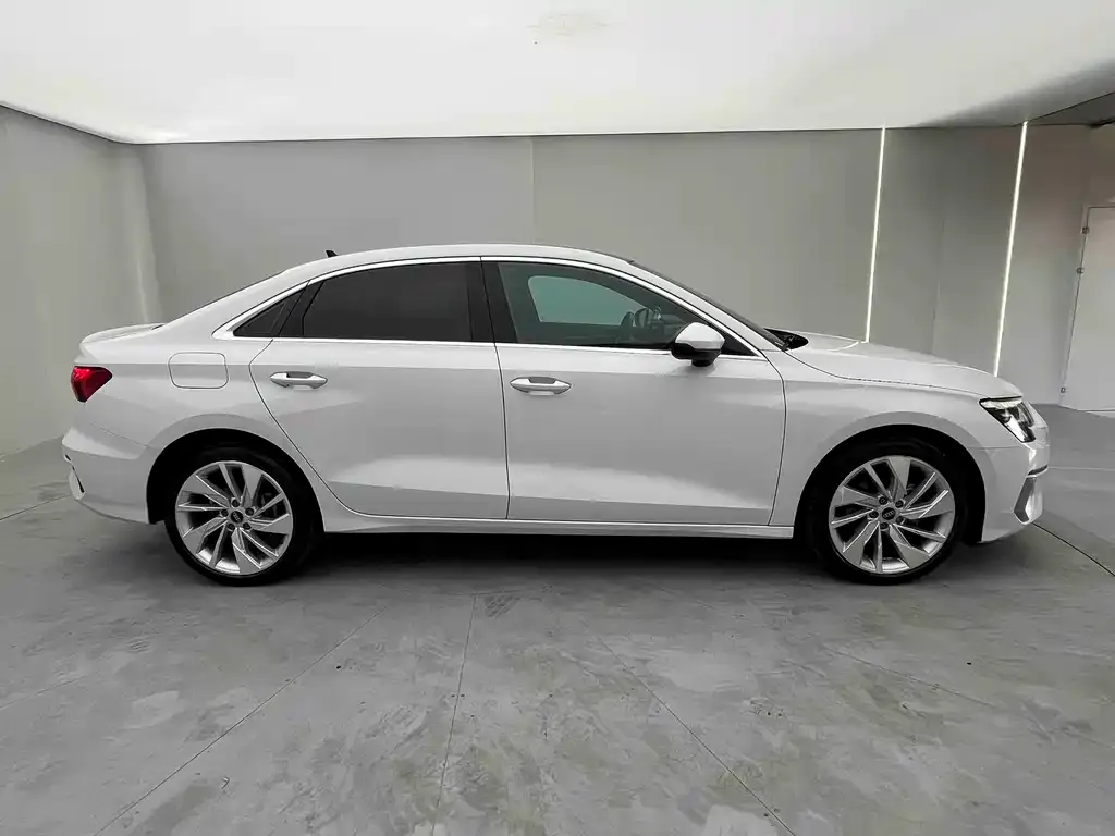 Audi A3 2022 из CN, фото 3