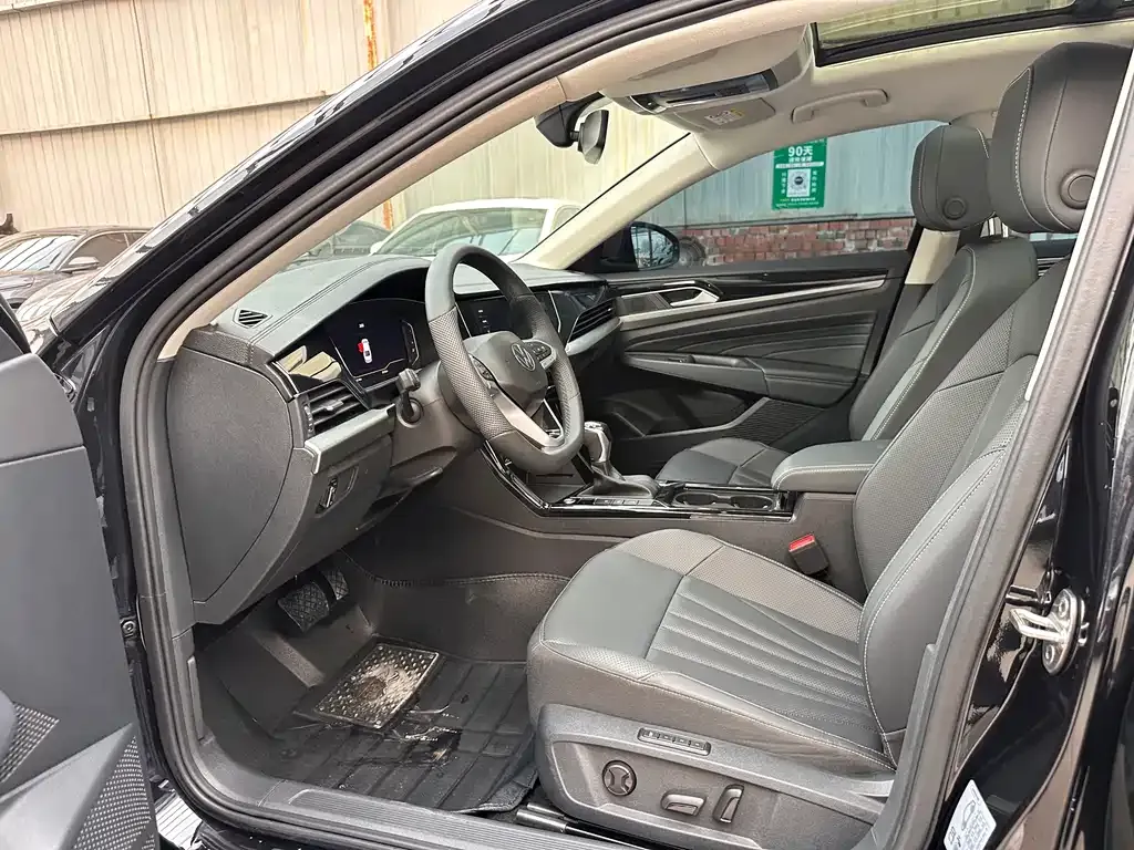 Volkswagen Passat — фото 6