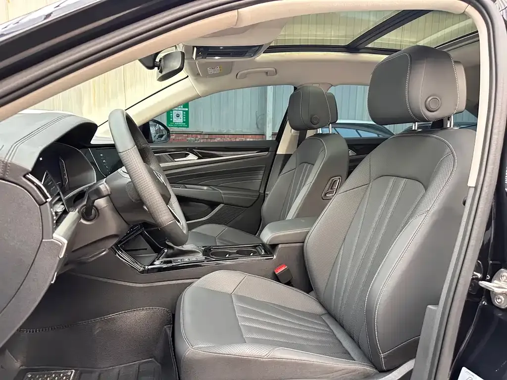 Volkswagen Passat — фото 4