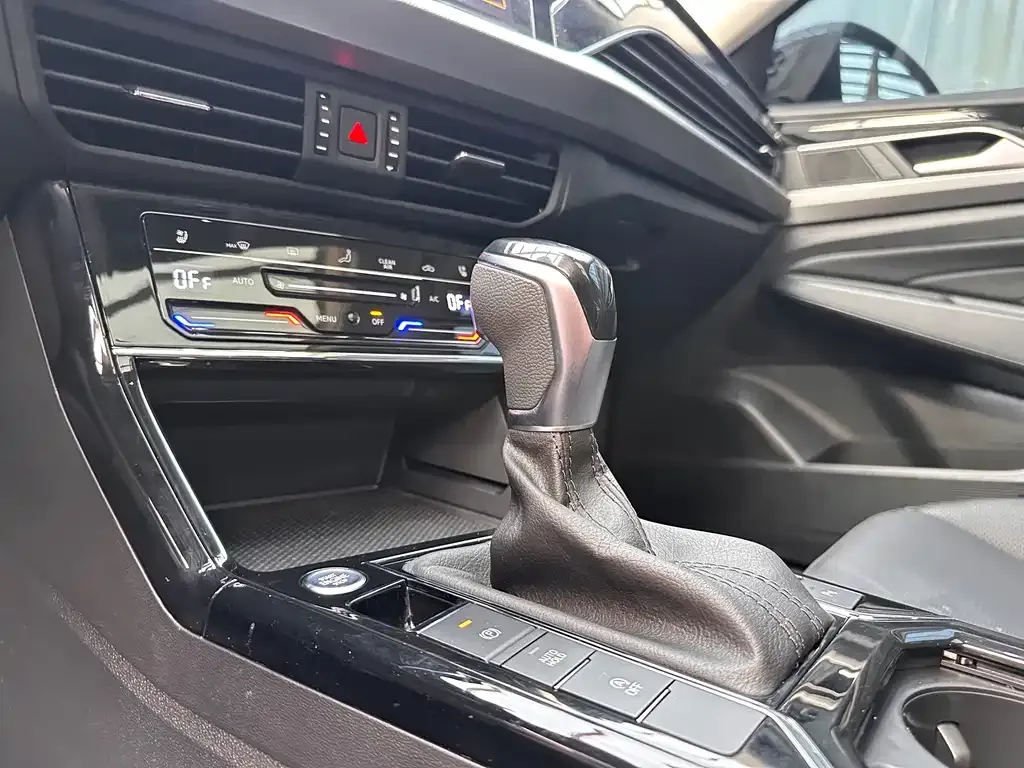 Volkswagen Passat — фото 5