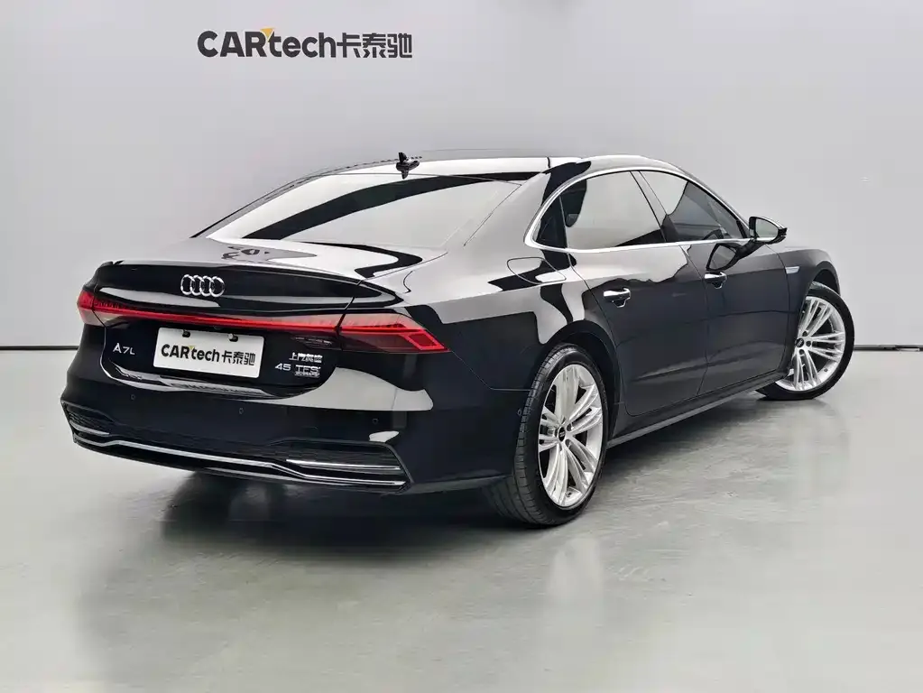 Audi A7 — фото 5