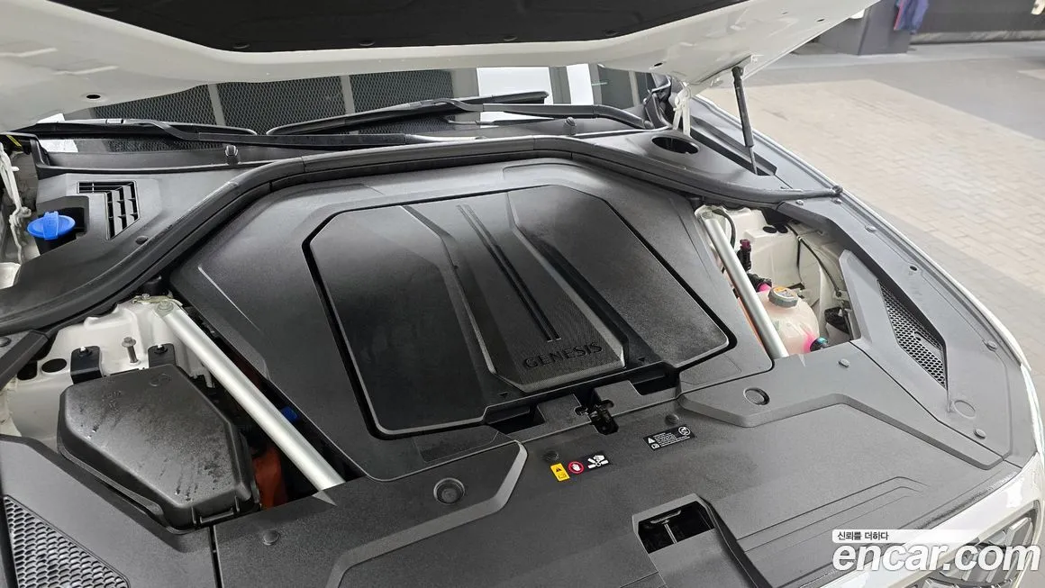 Genesis GV70 — фото 10