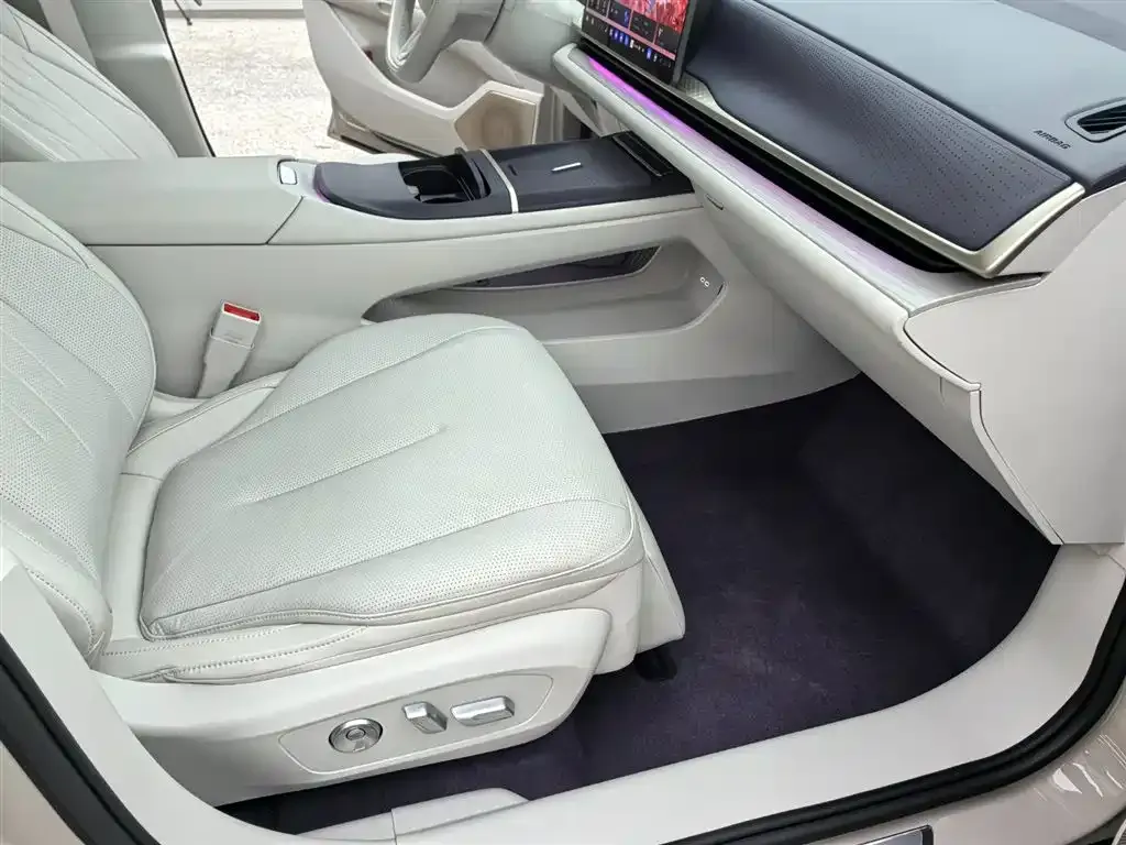 Buick Electra L7 2025 из CN, фото 8