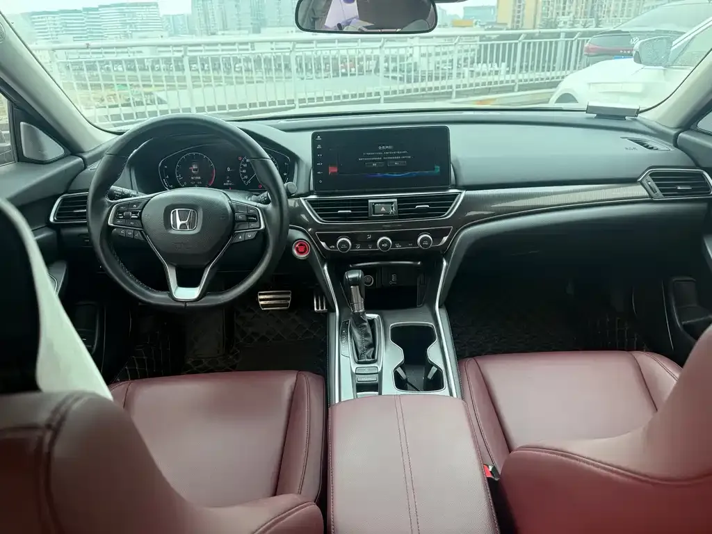 Honda Accord — фото 3