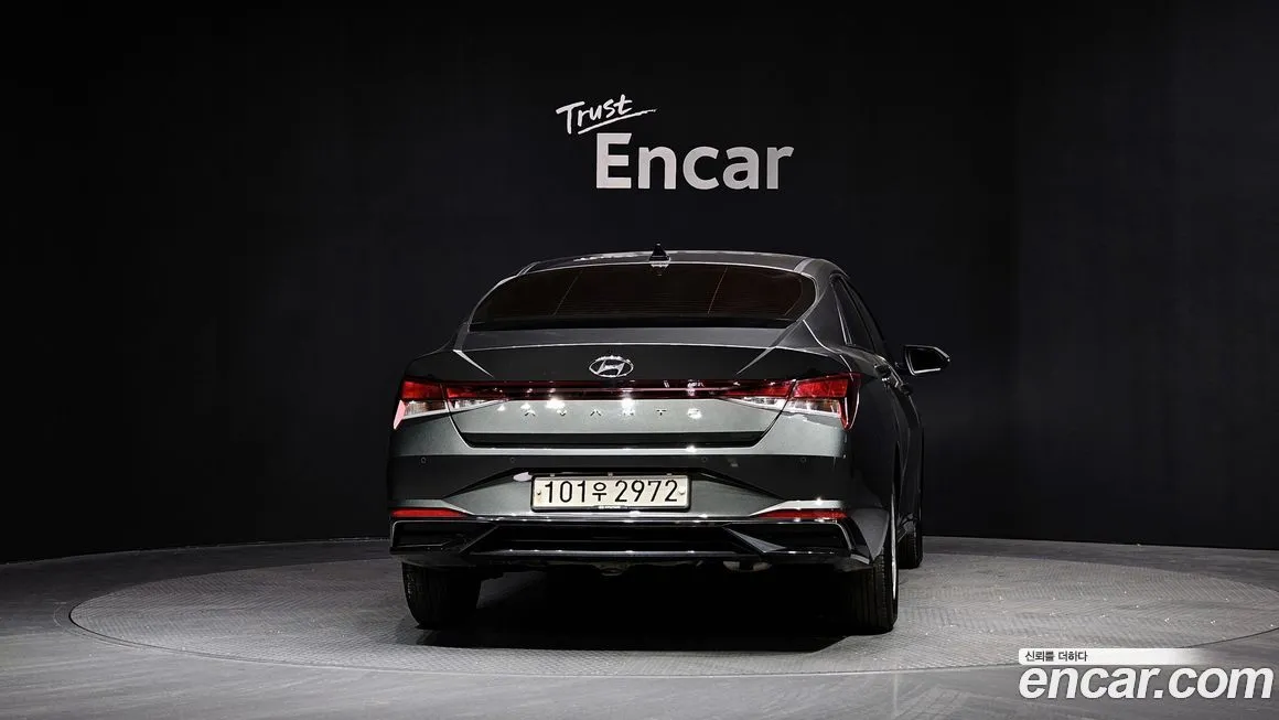 Hyundai AVANTE — фото 3