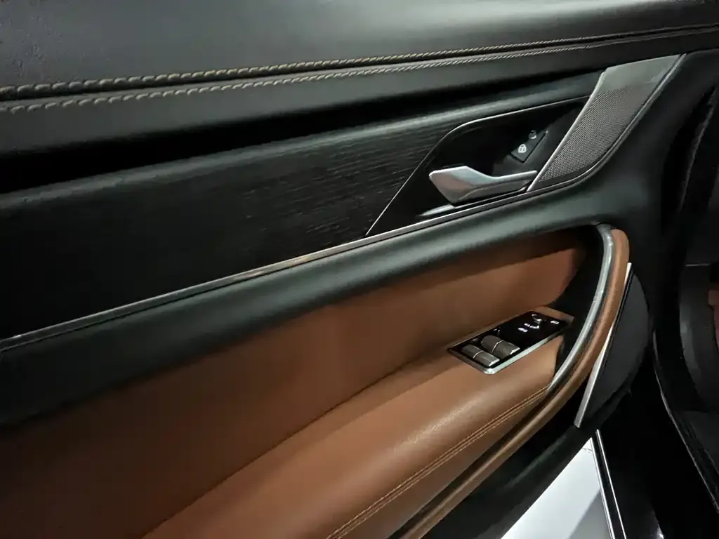 Jaguar XFL 2022 из CN, фото 5